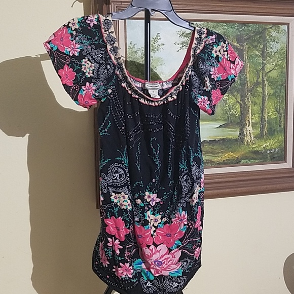 Flying Tomato Tops - Flying Tomato Floral Design top C28